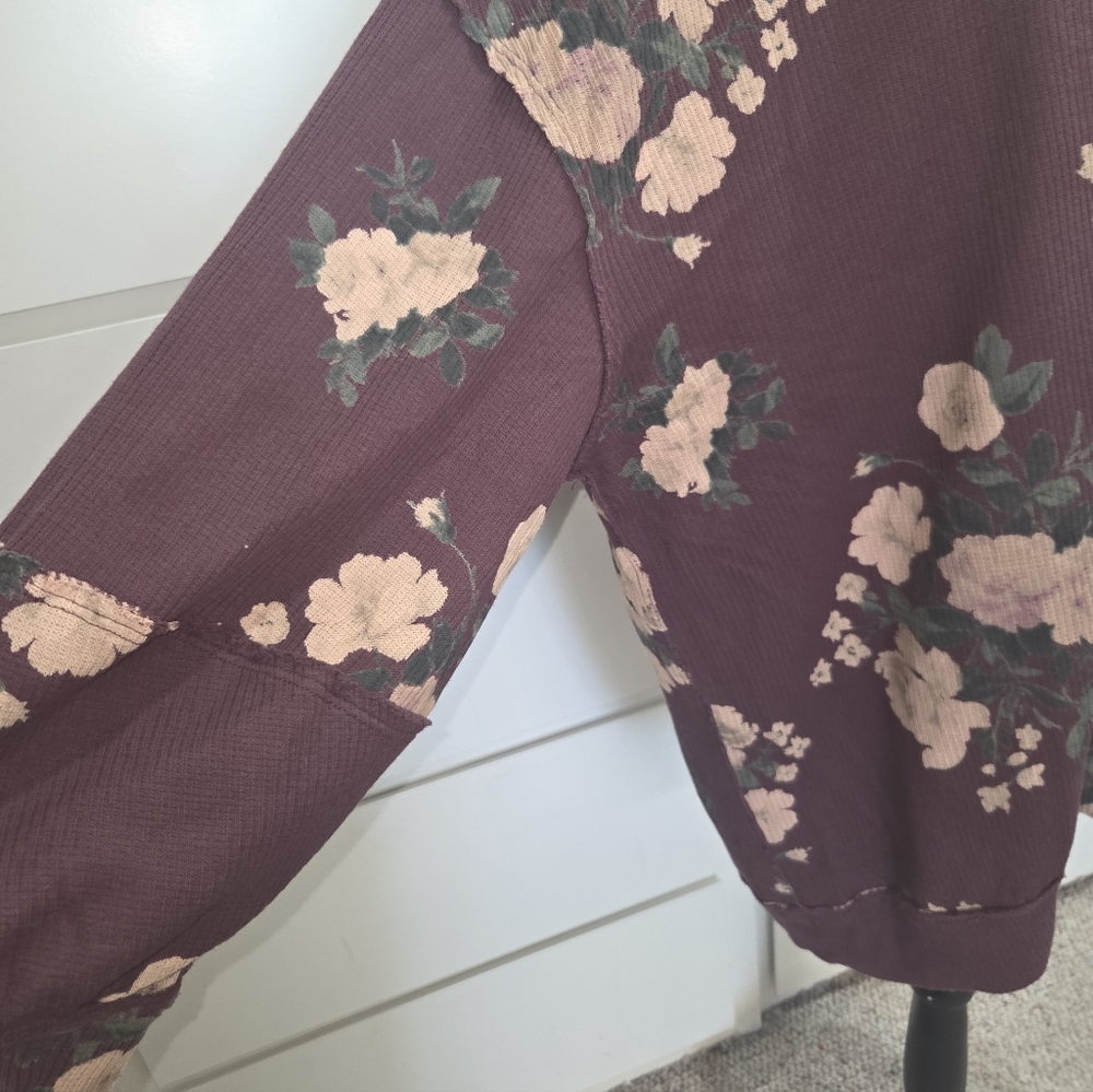 Oversized Floral Knit Top Torrid Size 0 - Picture 2 of 11